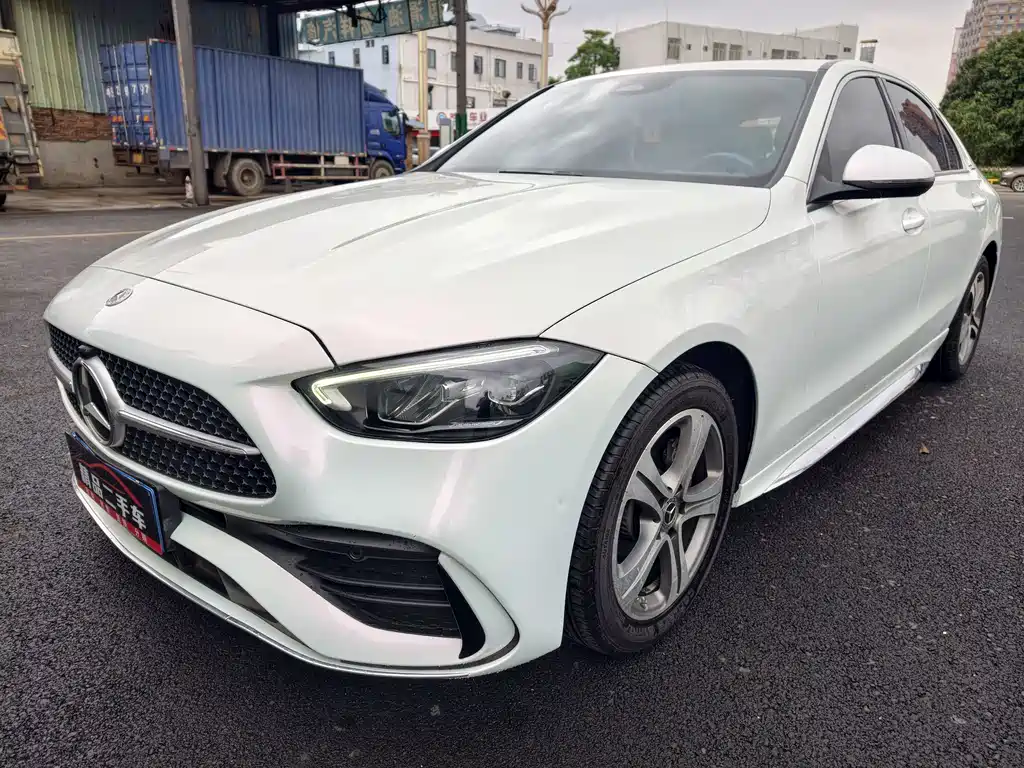 Mercedes-Benz C-Class 2022 — фото 1