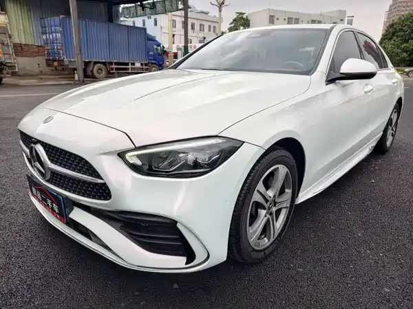 Mercedes-Benz C-Class 2022