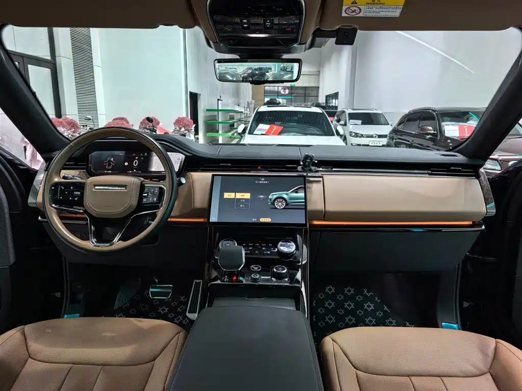 Land Rover Range Rover Sport 2023 — фото 9