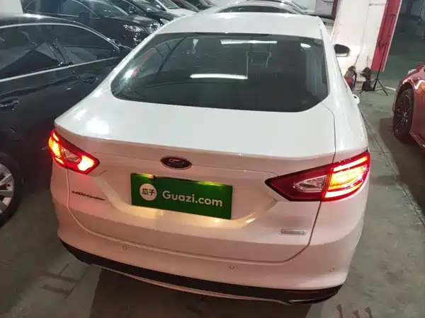 Ford Mondeo 2015