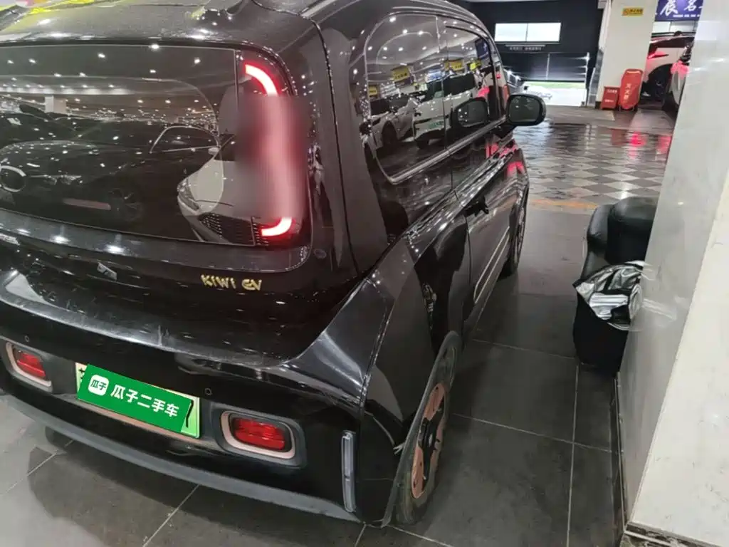 Baojun Kiwi EV 2022 — фото 8