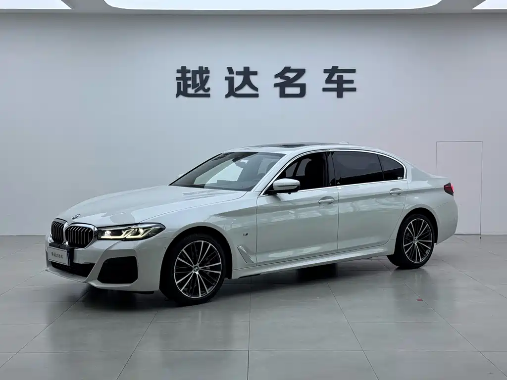 BMW 5 Series 2023