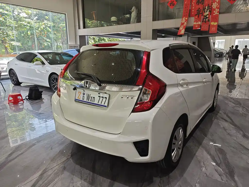Honda Fit 2016