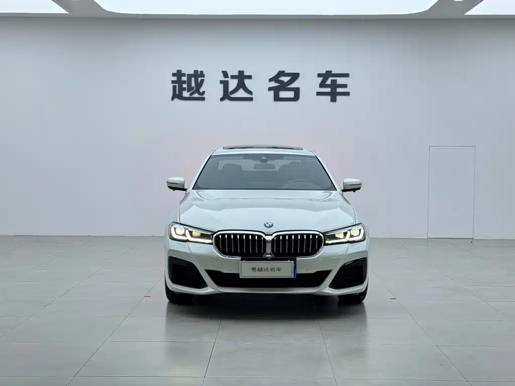 BMW 5 Series 2023
