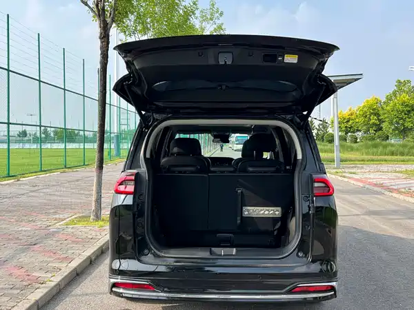 GAC Trumpchi M6 2021