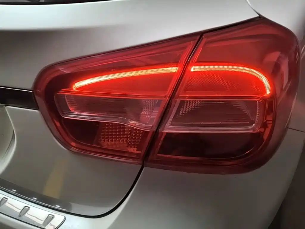 Mercedes-Benz GLA 2017 — фото 8