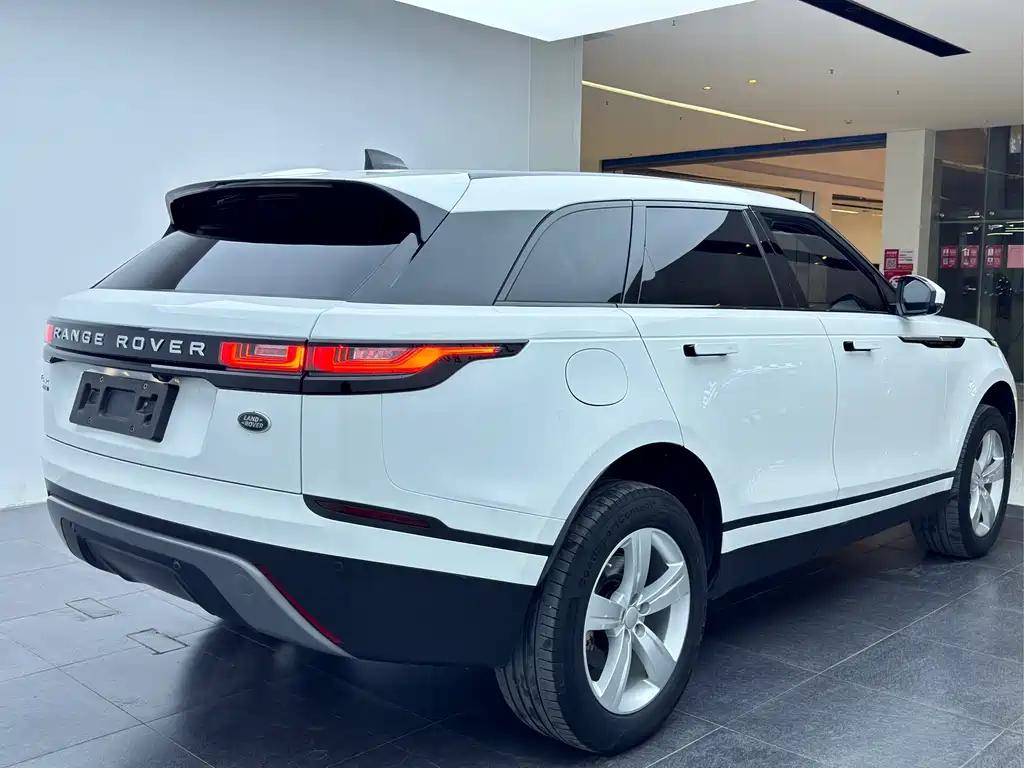 Land Rover Velar 2018 — фото 15