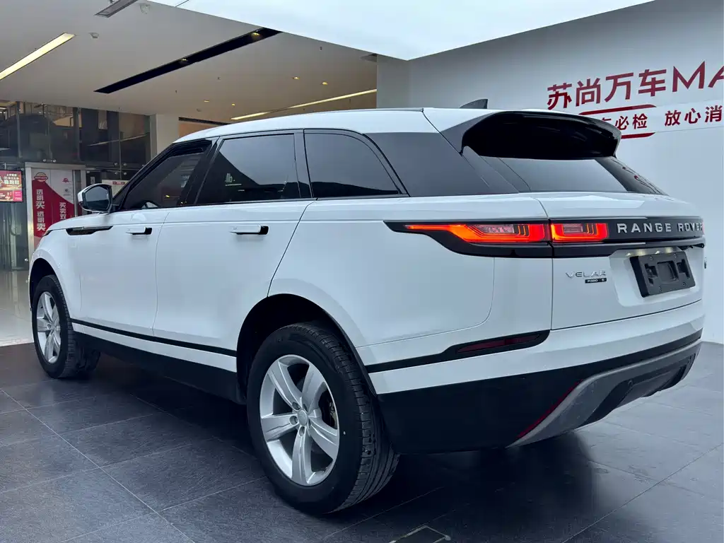 Land Rover Velar 2018 — фото 16