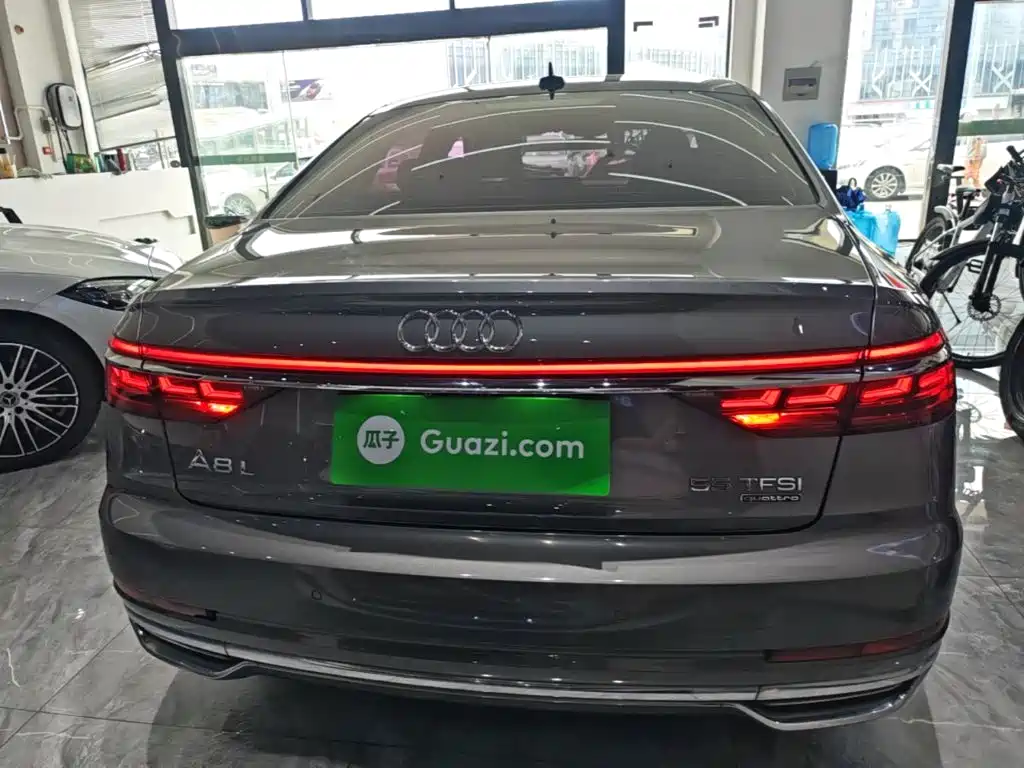 Audi A8 2019