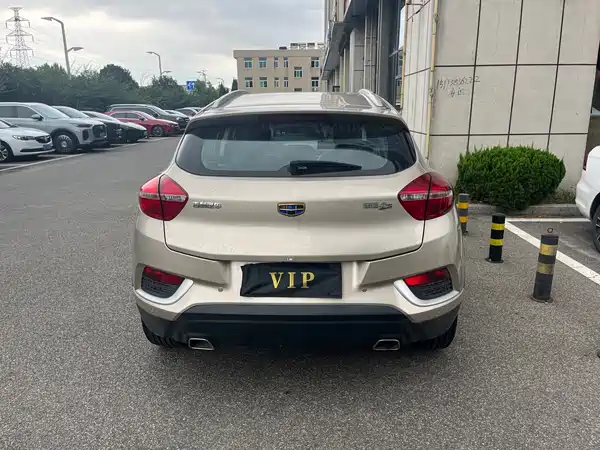Geely Emgrand GS 2017