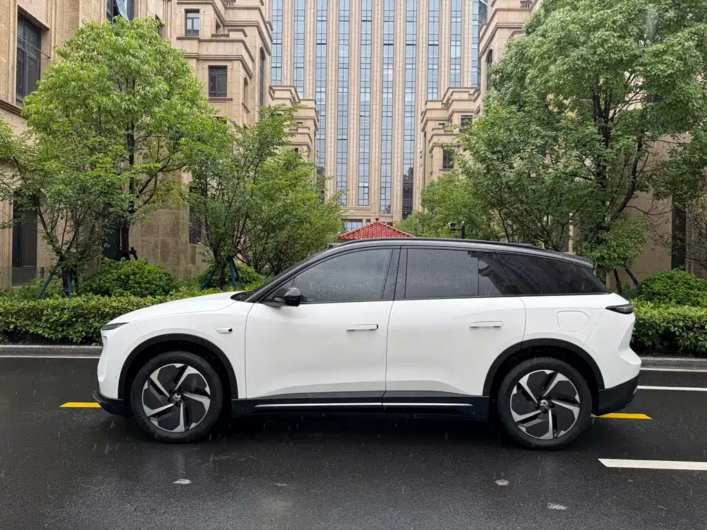 NIO ES6 2024