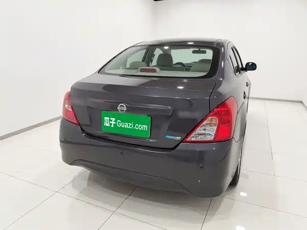 Nissan Sunny 2014