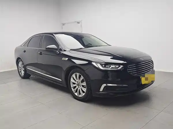 Ford Taurus 2020