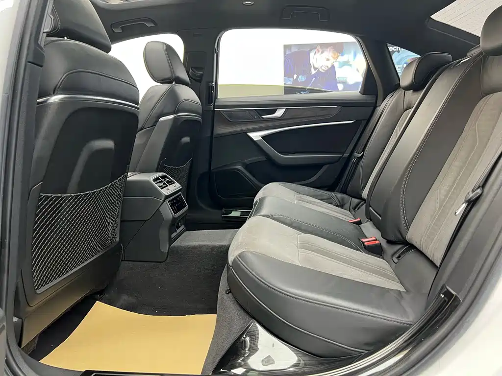 Audi A6L 2019 — фото 22