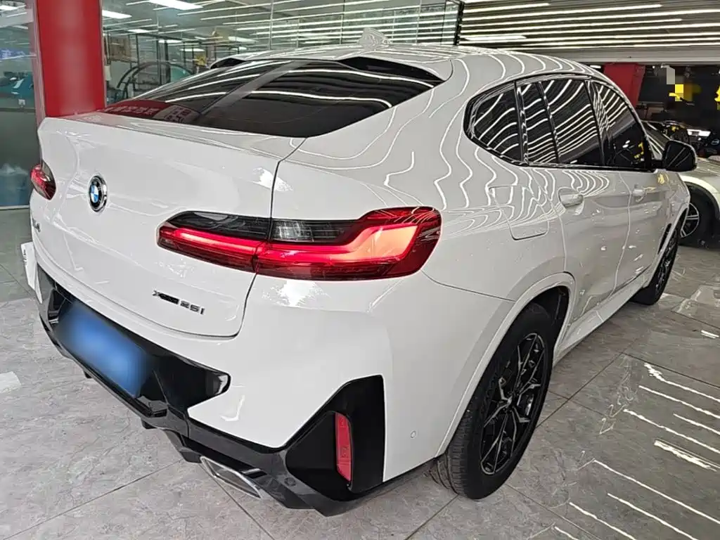 BMW X4 2022 — фото 7