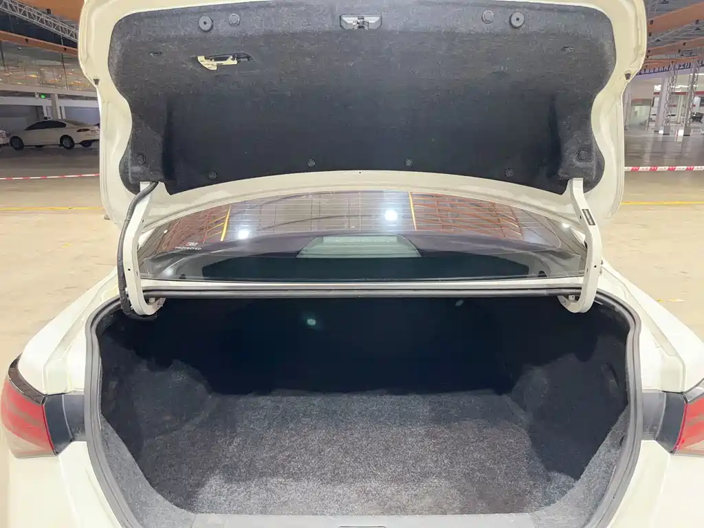 Nissan Sylphy 2020 — фото 19