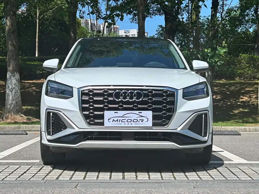 Audi Q2L 2022