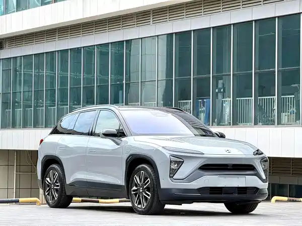 NIO ES6 2021