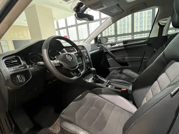 Volkswagen Golf 2019