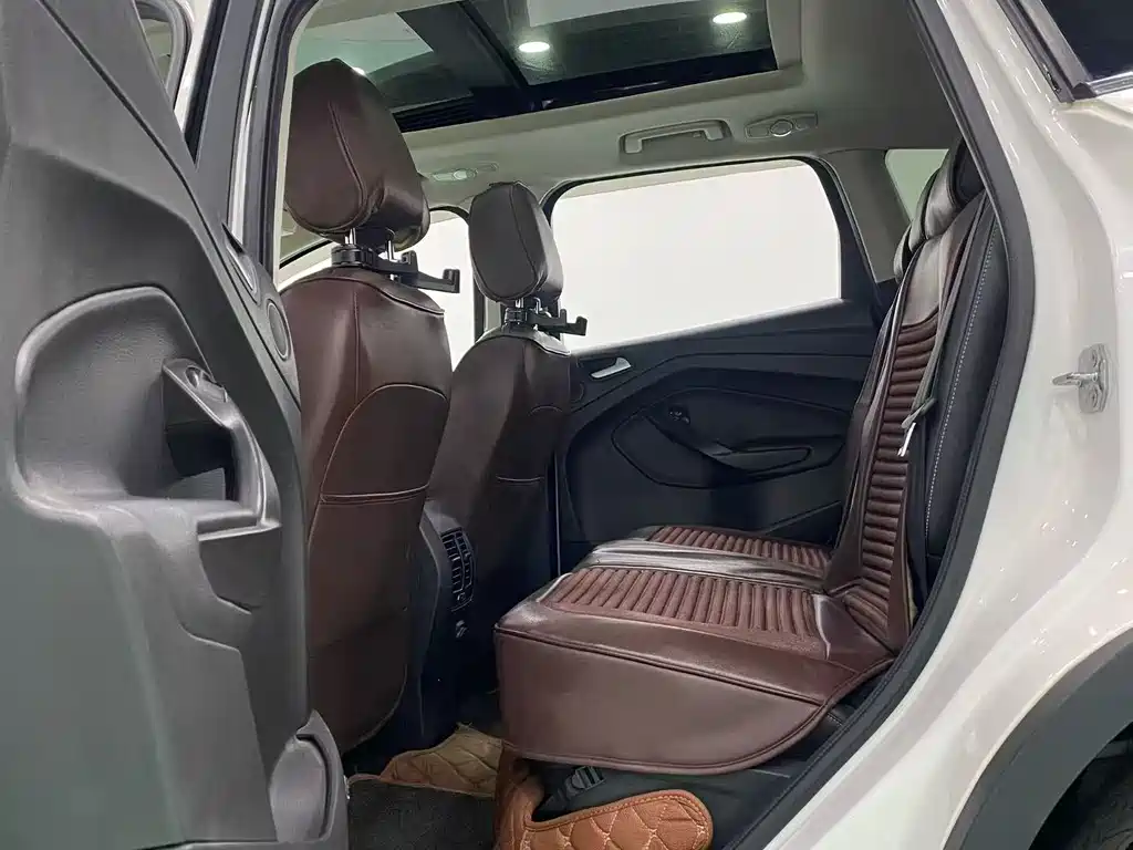 Ford Kuga 2016