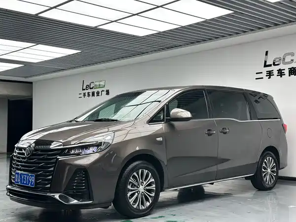Buick GL8 2023