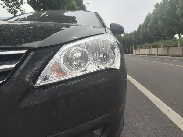 Hyundai Yuedong 2011