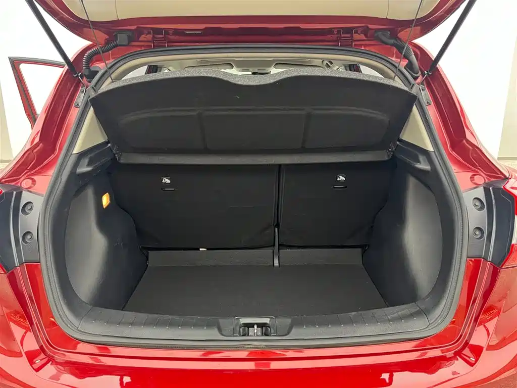 Nissan Tiida 2018