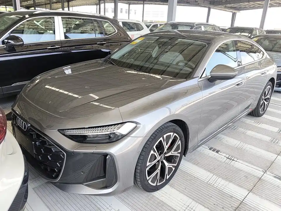 Audi A5L Sportback 2025 — фото 1