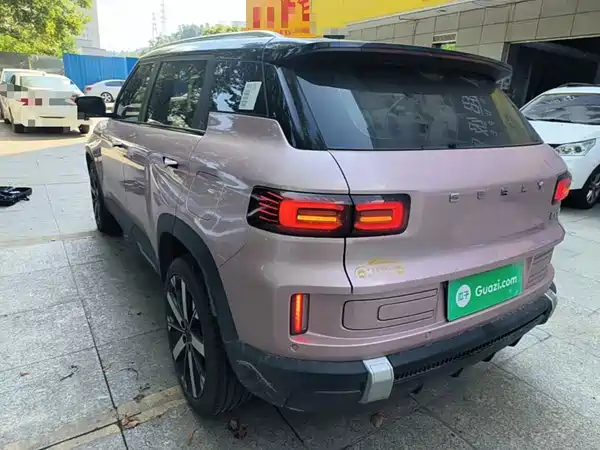 Geely ICON 2023