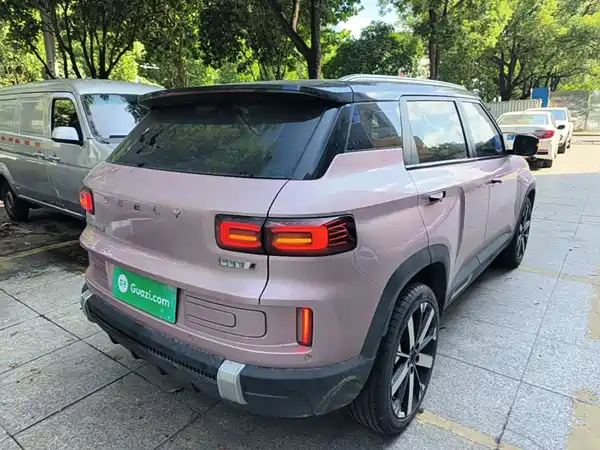 Geely ICON 2023