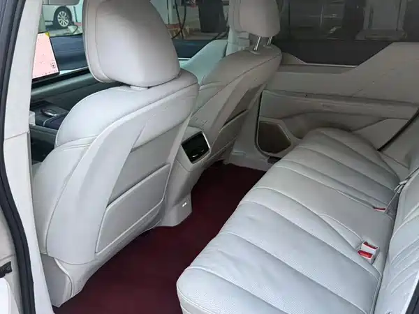 Buick Zhijing L7 2025