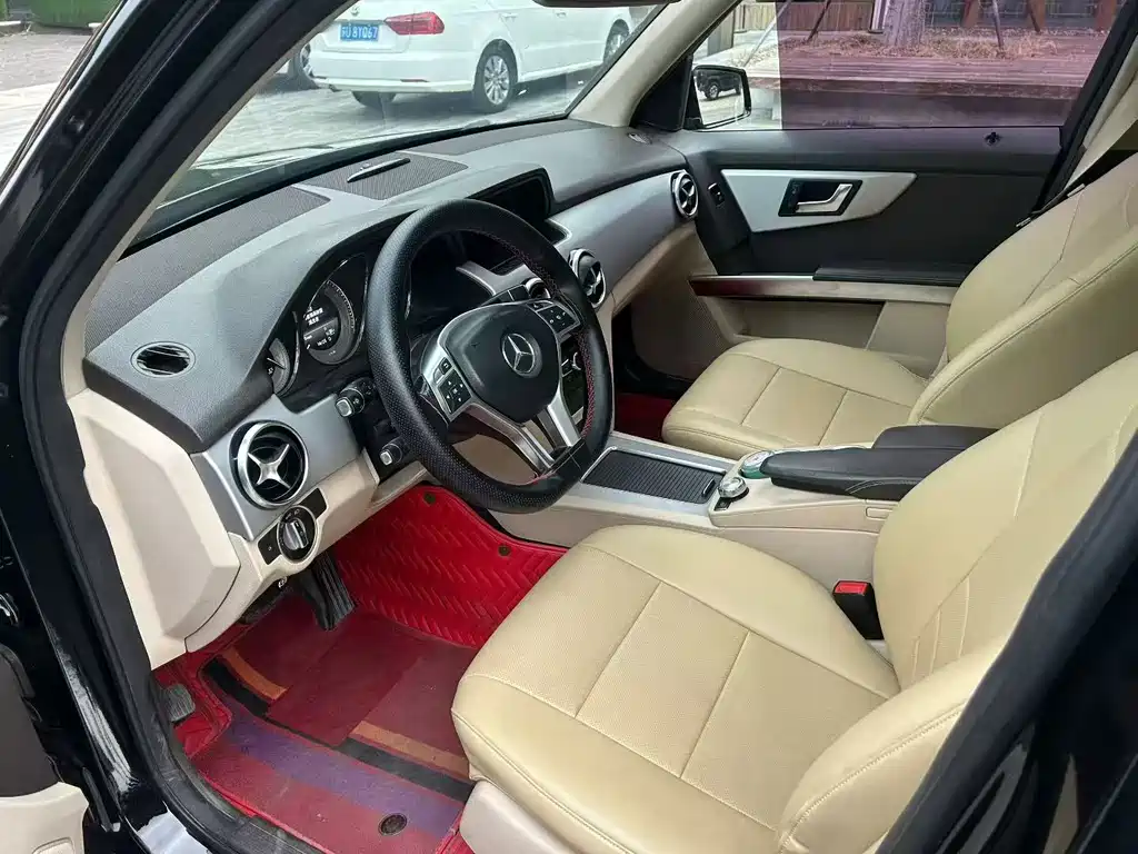Mercedes-Benz GLK-Class 2015