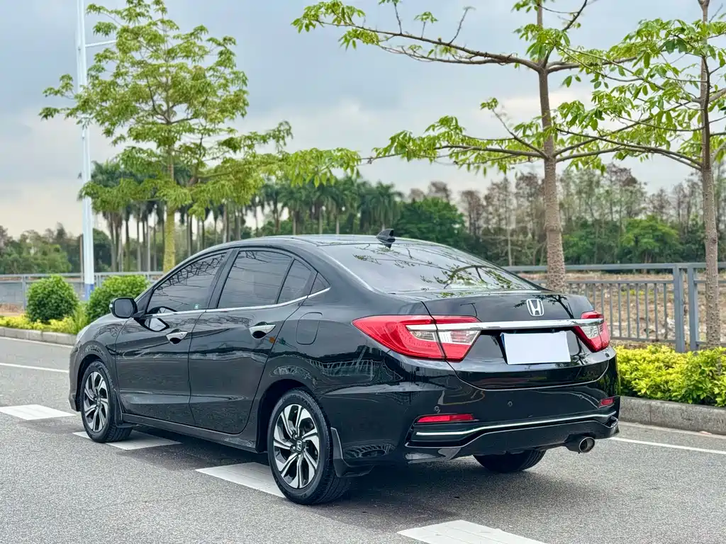 Honda Crider 2016