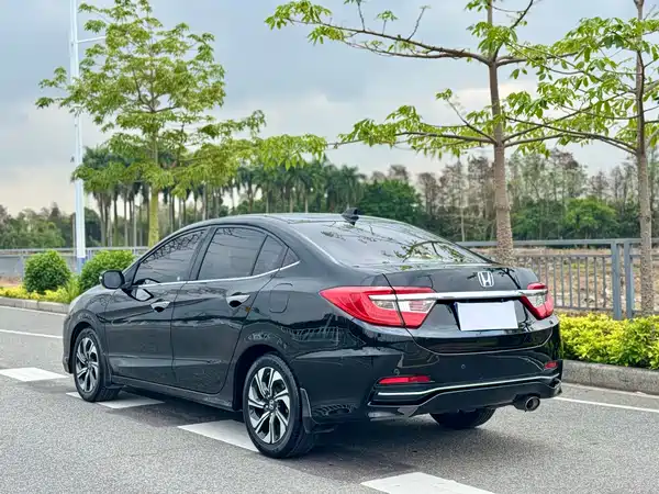 Honda Crider 2016