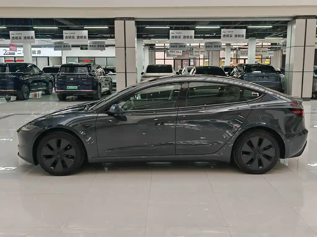 Tesla Model 3 2026