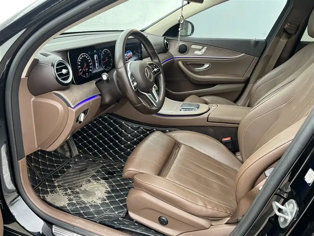 Mercedes-Benz E-Class 2019 — фото 6