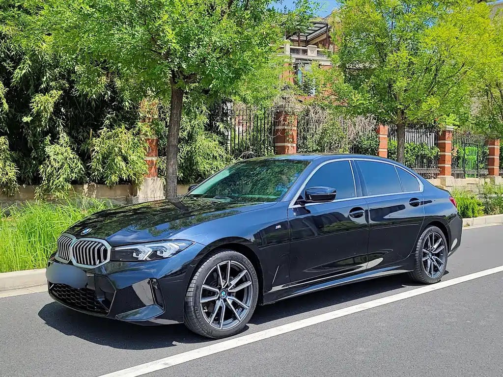 BMW 3 Series 2023 — фото 16