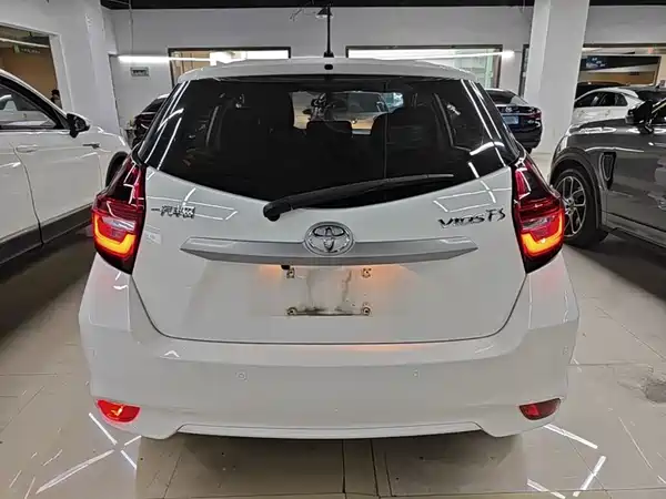 Toyota Vios FS 2022