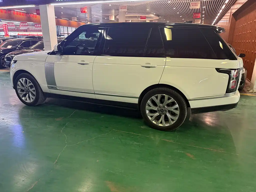 Land Rover Range Rover 2020 — фото 4