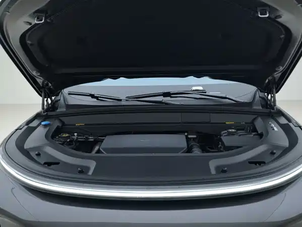 Li Auto L8 2024