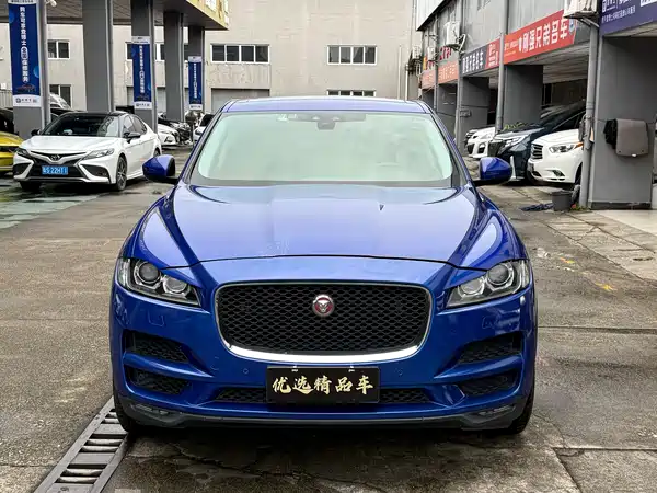 Jaguar F-PACE 2018