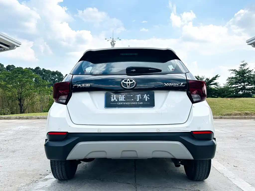 Toyota Yaris L 2020