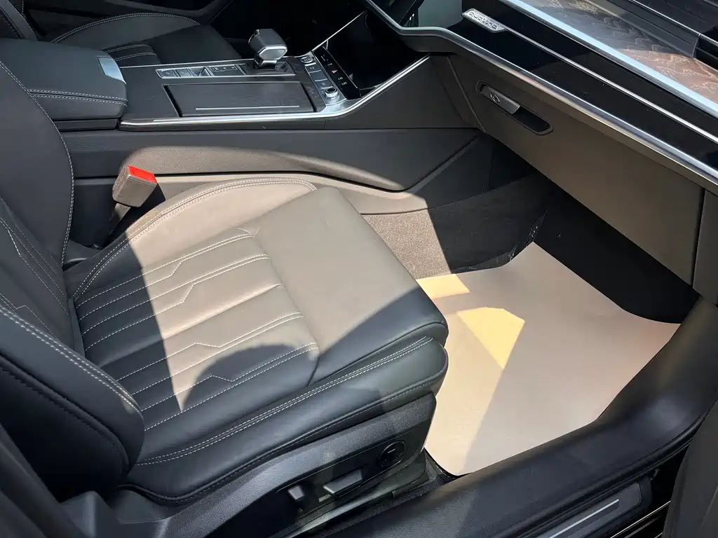 Audi A6L 2020 — фото 10