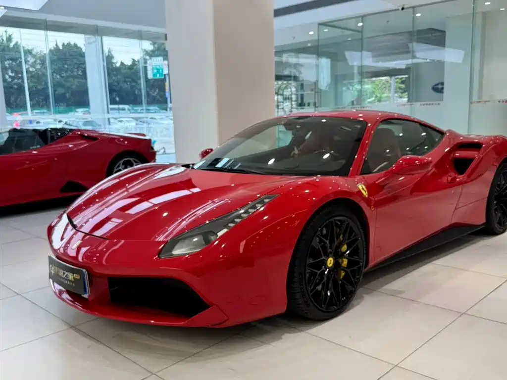 Ferrari 488 2018 — фото 1