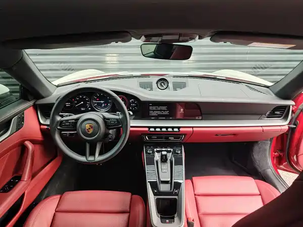 Porsche 911 2022