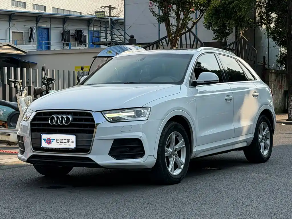 Audi Q3 2017 — фото 1