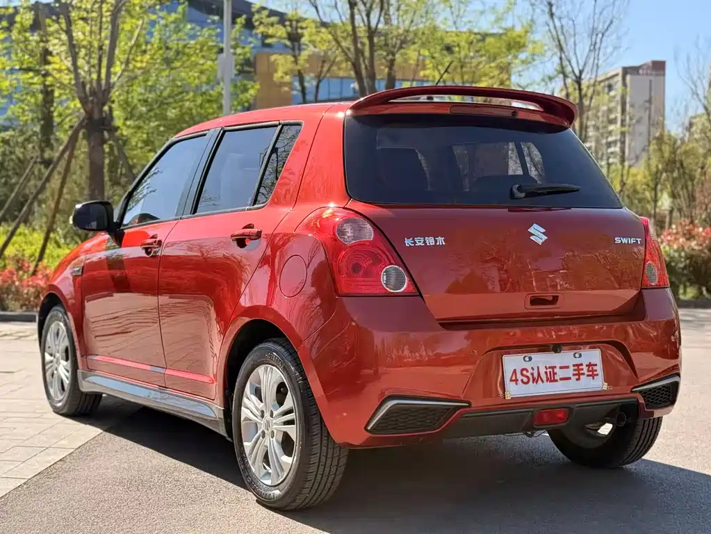Suzuki Swift 2018 — фото 7