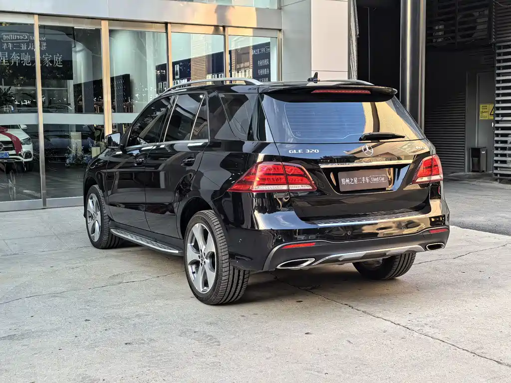 Mercedes-Benz GLE 2018 — фото 7