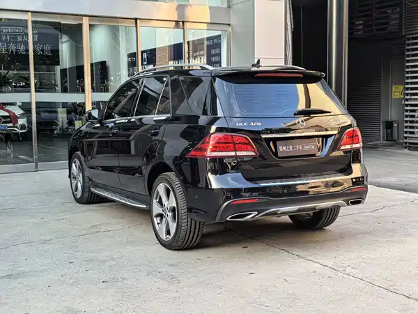 Mercedes-Benz GLE 2018