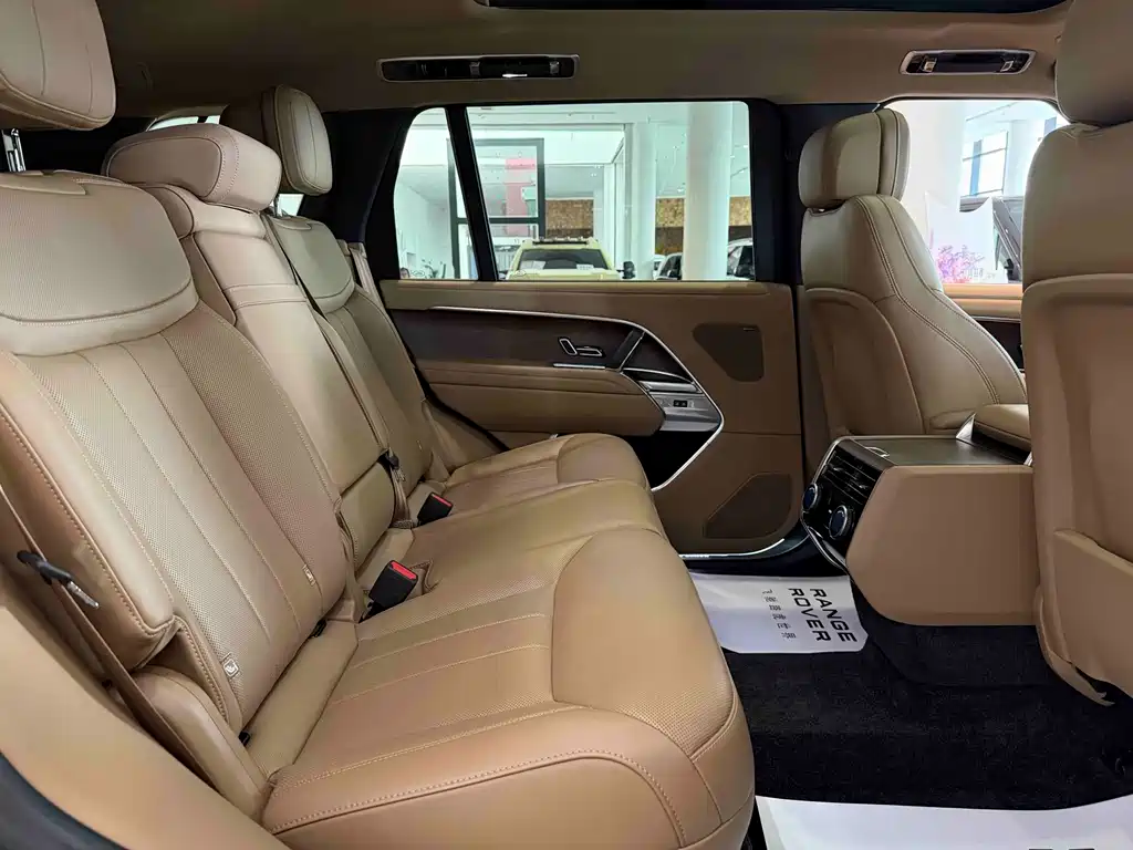 Land Rover Range Rover 2025 — фото 19